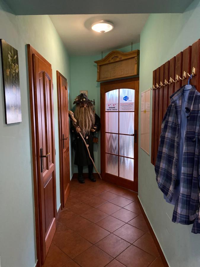Pension Holiday Vrchlabí Buitenkant foto
