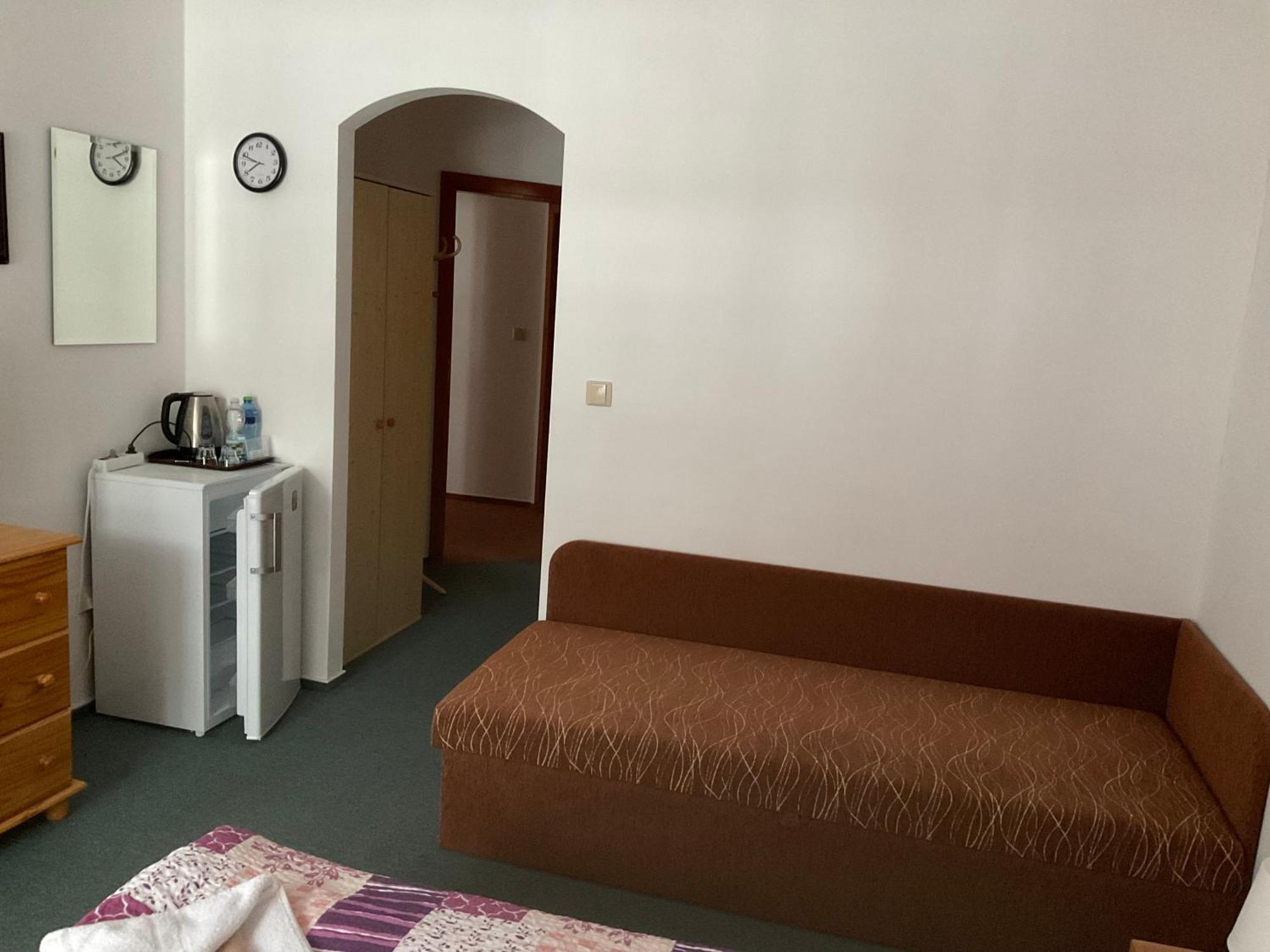 Pension Holiday Vrchlabí Buitenkant foto