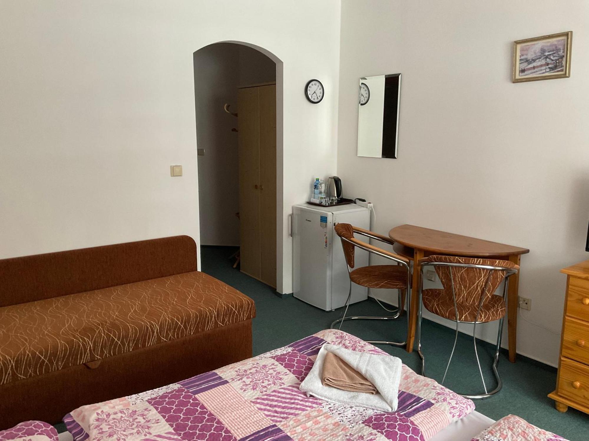 Pension Holiday Vrchlabí Buitenkant foto