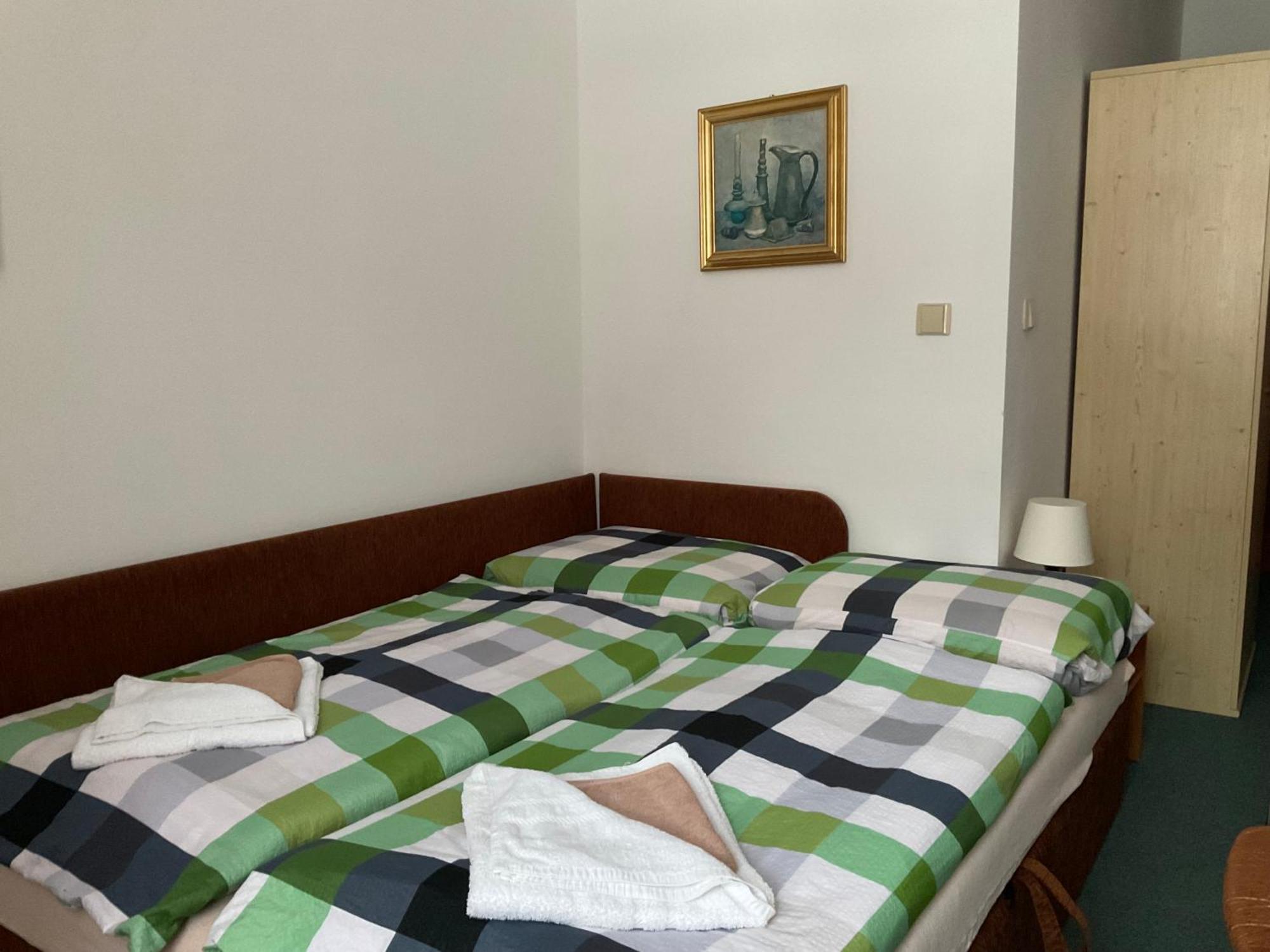 Pension Holiday Vrchlabí Buitenkant foto